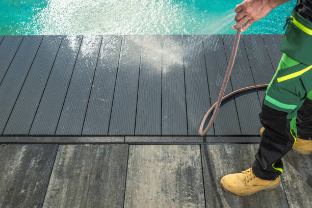 Best Deck Cleaning Services  in North Olmsted, OH